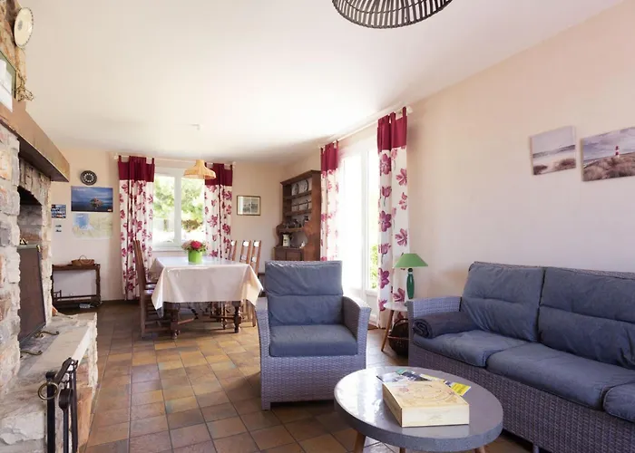 Semesterbostad Le Pre Sale By Interhome *